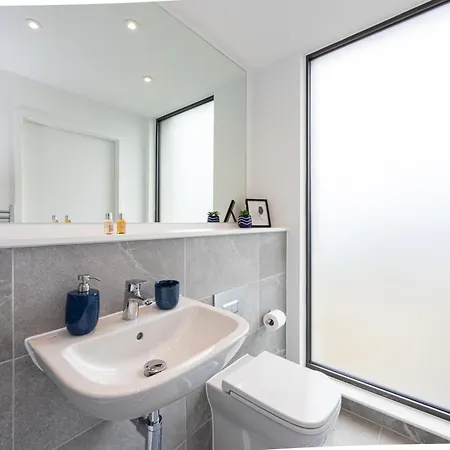 City Center Ultra-Luxe 2Bed Villa Amalfi Manchester Exterior photo