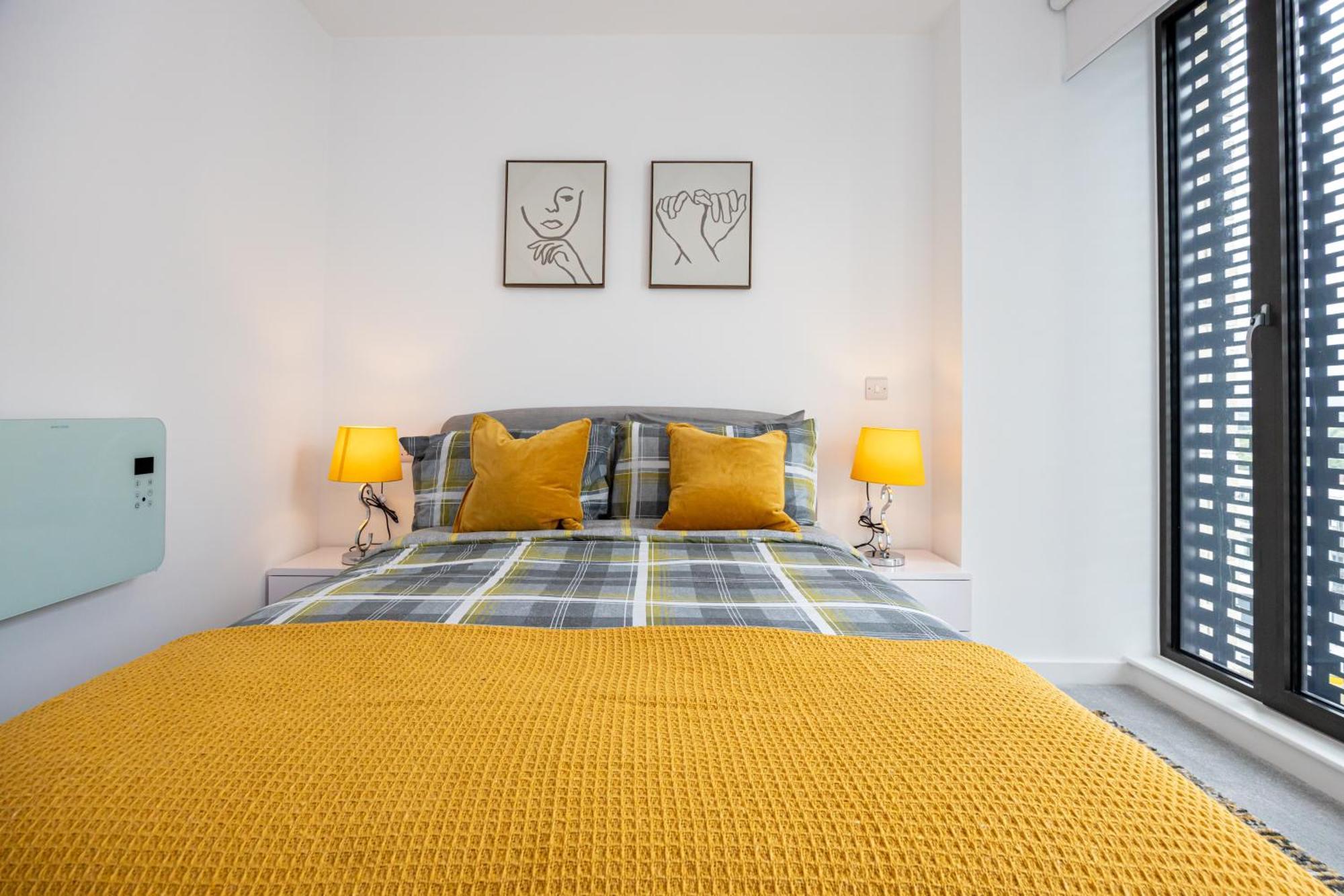 Center Ultra-luxe 2bed Amalfi Apartment *